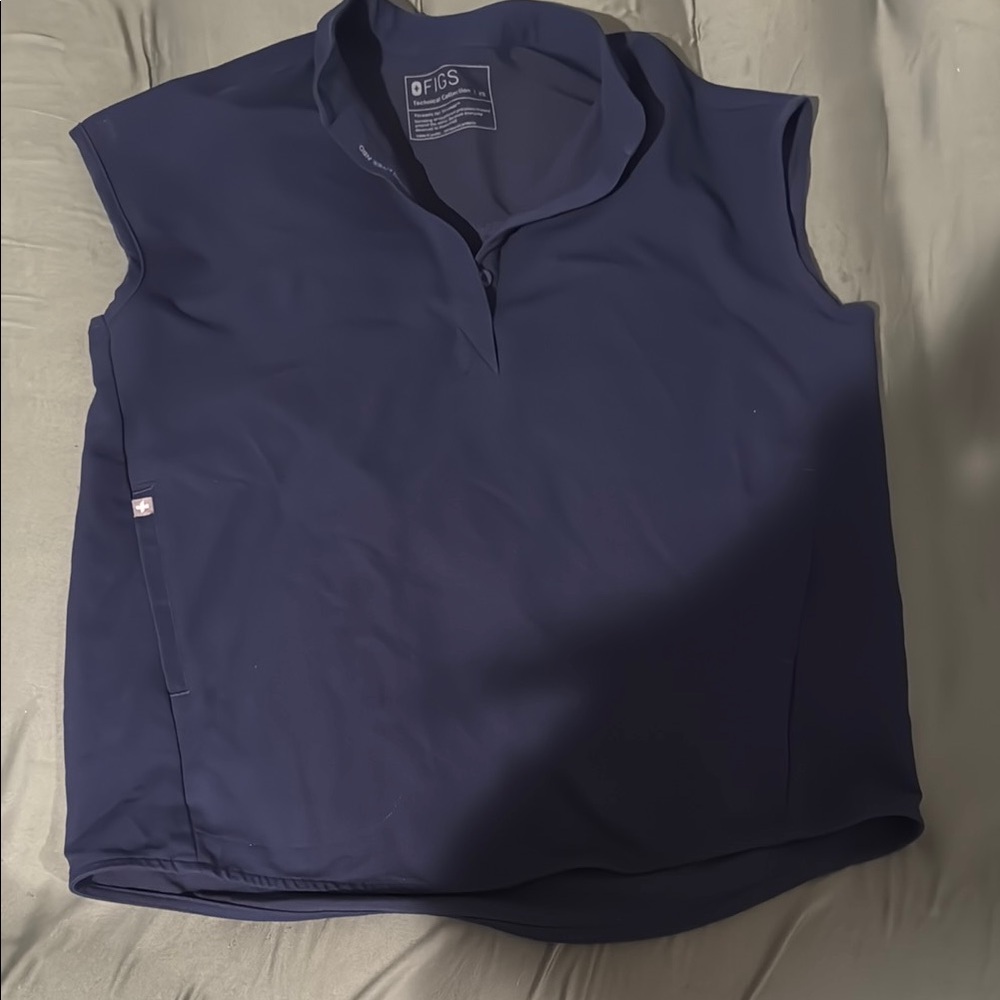 Figs Women's Navy Sleeveless Top